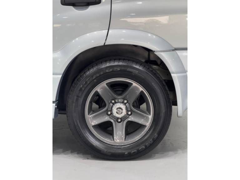 CHEVROLET - TRACKER - 2007/2007 - Prata - R$ 49.900,00