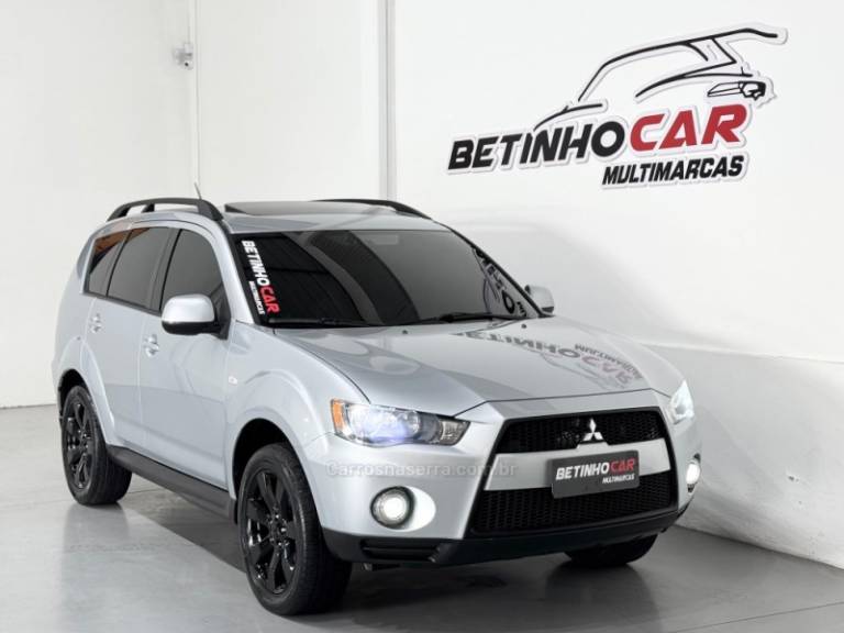 MITSUBISHI - OUTLANDER - 2013/2013 - Prata - R$ 69.900,00