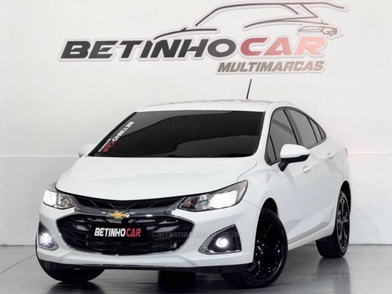 CHEVROLET - CRUZE - 2022/2022 - Branca - R$ 114.900,00