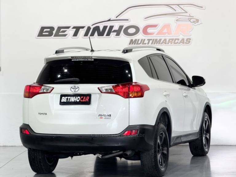 TOYOTA - RAV4 - 2014/2014 - Branca - R$ 95.900,00