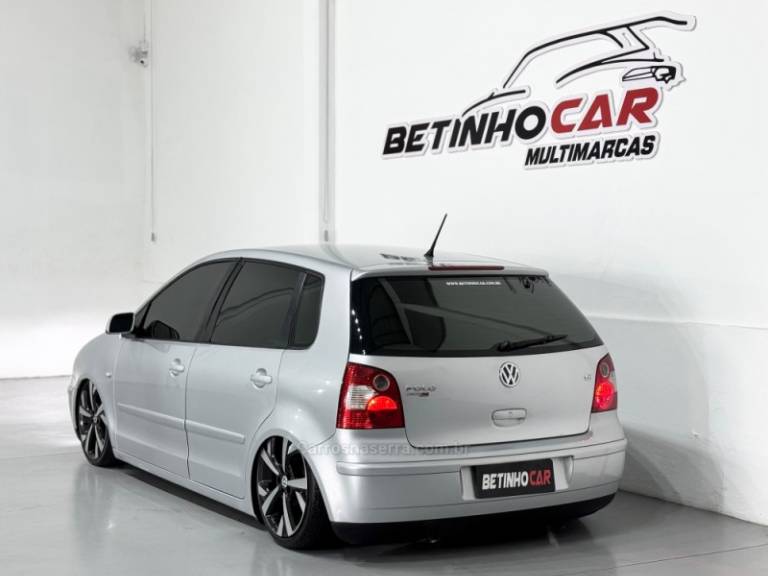 VOLKSWAGEN - POLO - 2002/2003 - Prata - R$ 34.900,00