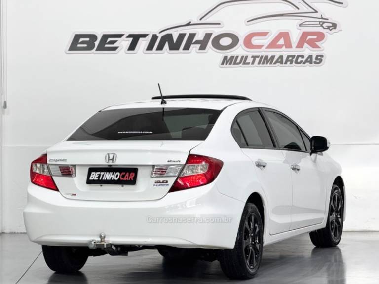 HONDA - CIVIC - 2013/2014 - Branca - R$ 81.900,00