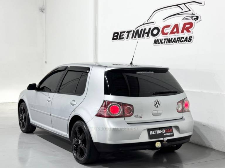 VOLKSWAGEN - GOLF - 2008/2009 - Prata - R$ 45.900,00