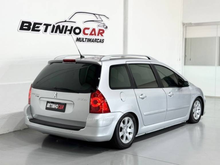 PEUGEOT - 307 - 2008/2008 - Prata - R$ 32.900,00