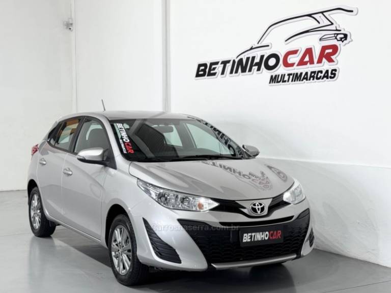 TOYOTA - YARIS - 2020/2020 - Prata - R$ 81.900,00