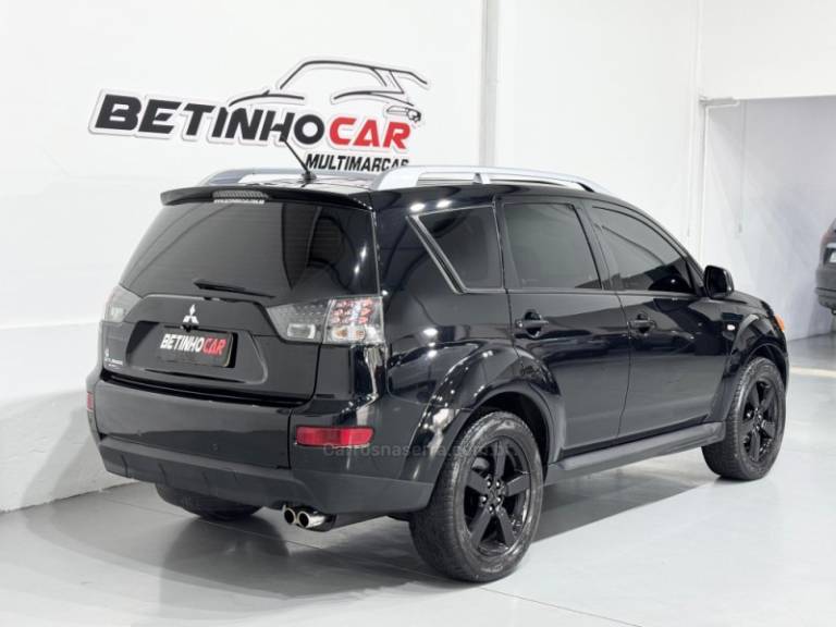 MITSUBISHI - OUTLANDER - 2009/2009 - Preta - R$ 55.900,00