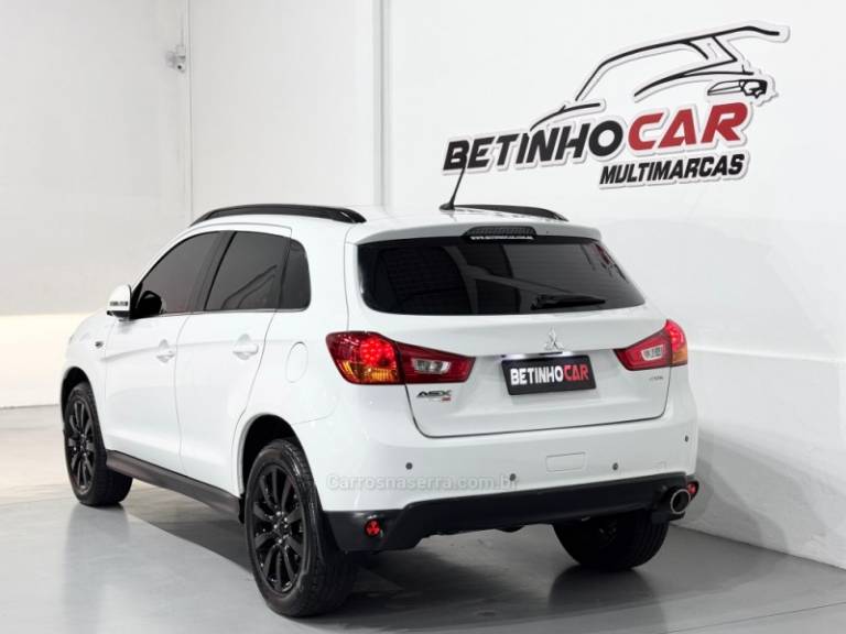 MITSUBISHI - ASX - 2015/2016 - Branca - R$ 89.900,00