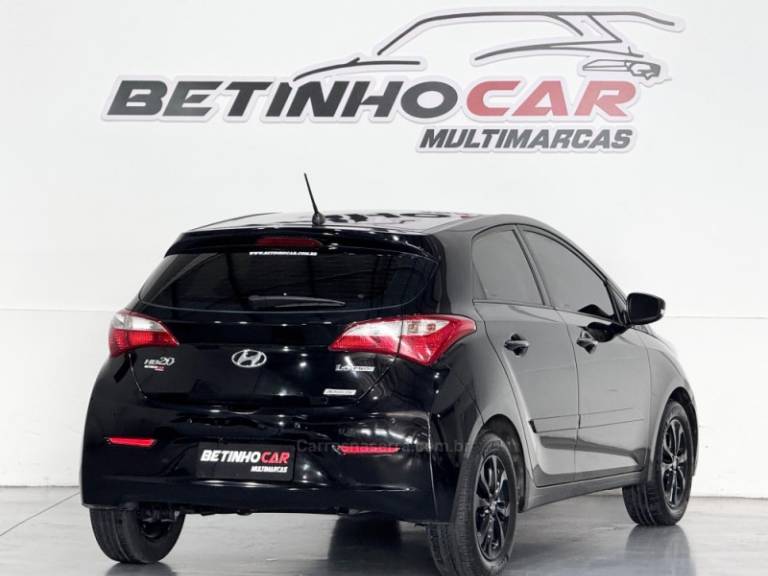 HYUNDAI - HB20 - 2013/2014 - Preta - R$ 57.900,00