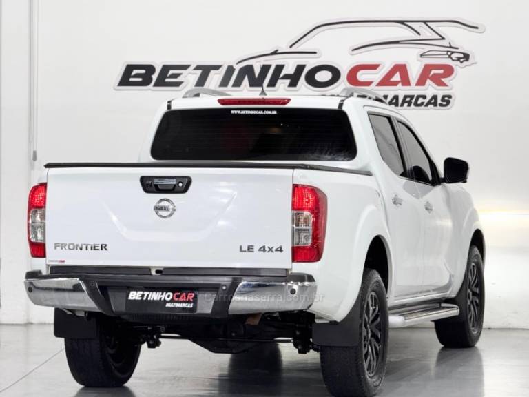 NISSAN - FRONTIER - 2018/2019 - Branca - R$ 179.900,00