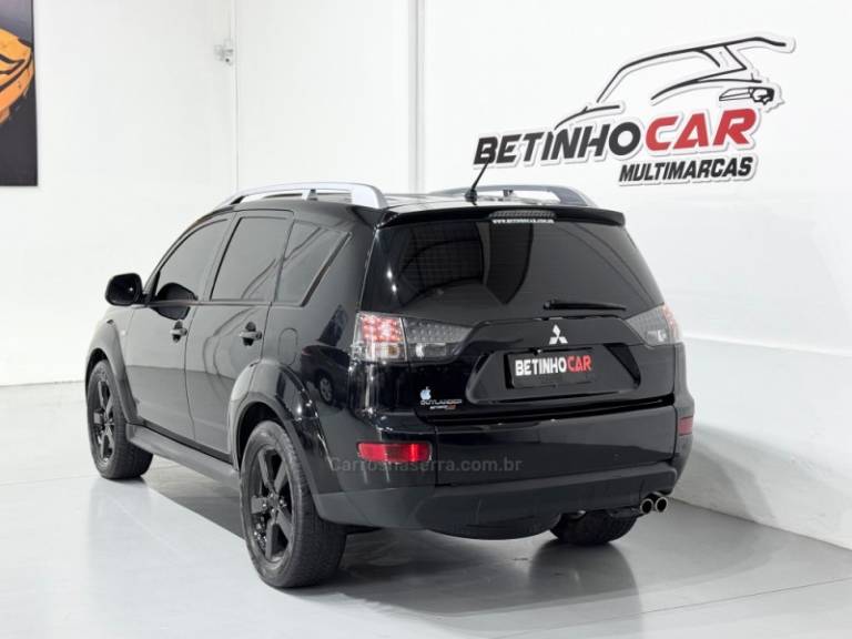 MITSUBISHI - OUTLANDER - 2009/2009 - Preta - R$ 55.900,00