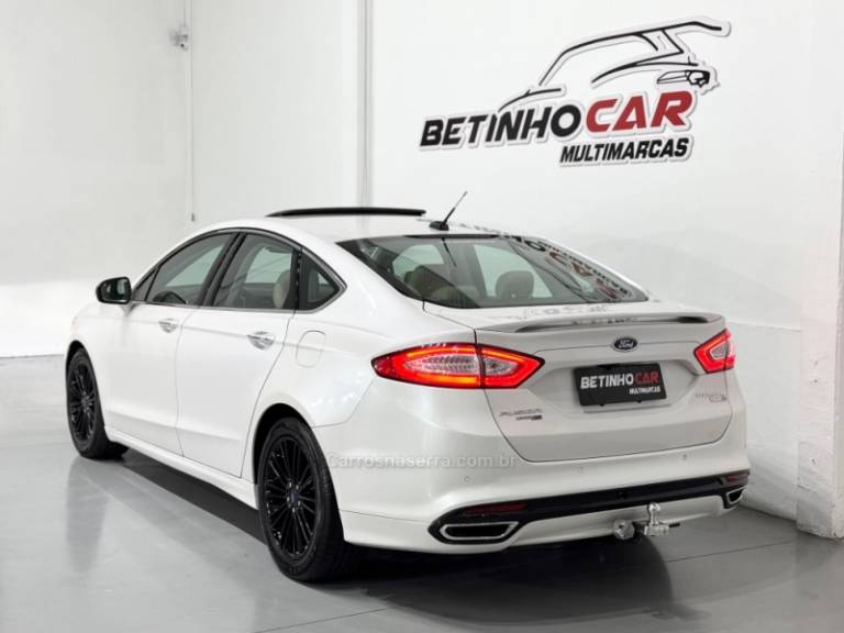 FORD - FUSION - 2015/2015 - Branca - R$ 89.900,00