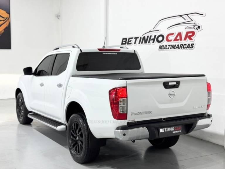 NISSAN - FRONTIER - 2018/2019 - Branca - R$ 179.900,00