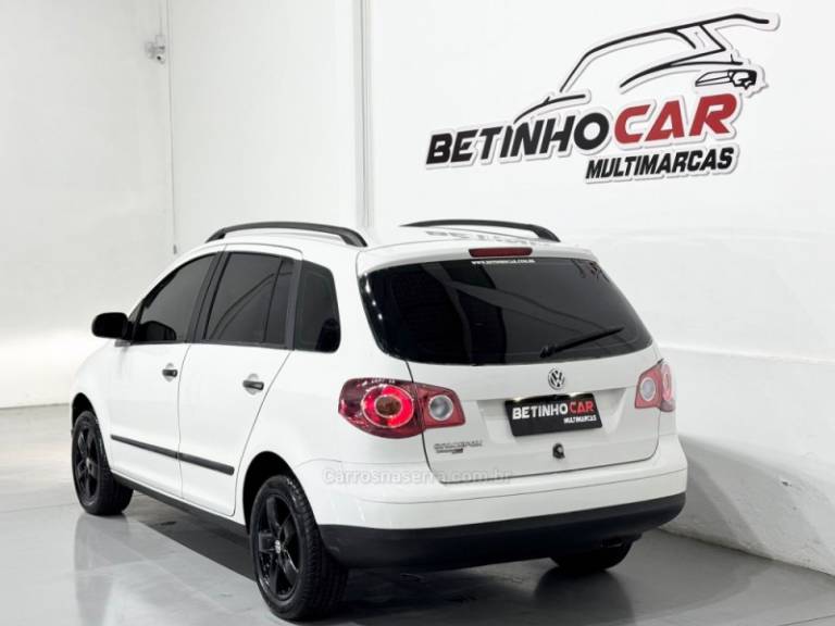 VOLKSWAGEN - SPACEFOX - 2006/2007 - Branca - R$ 35.900,00