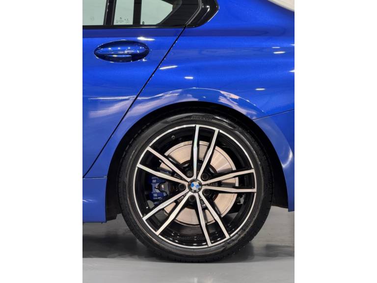 BMW - 330I - 2019/2019 - Azul - R$ 249.900,00