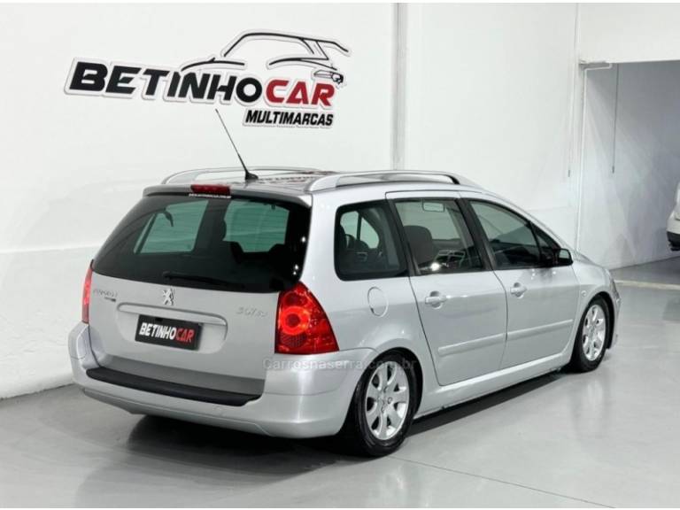 PEUGEOT - 307 - 2008/2008 - Prata - R$ 36.900,00