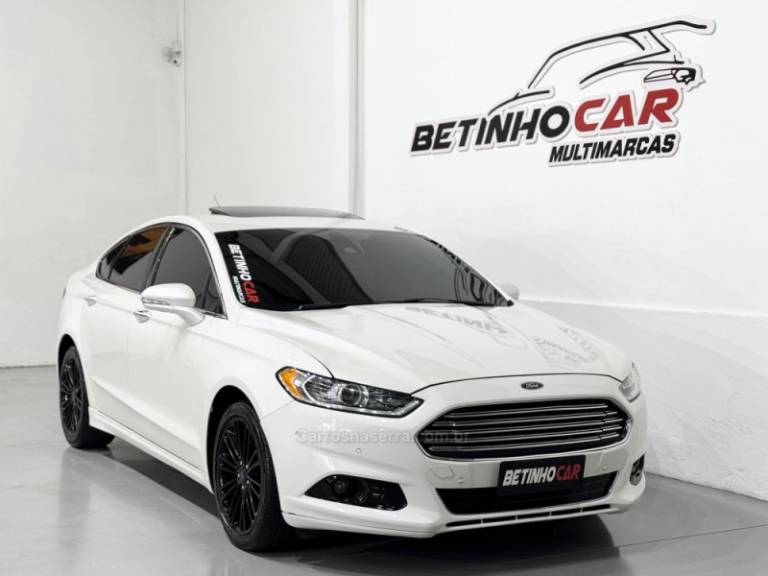 FORD - FUSION - 2012/2013 - Branca - R$ 82.900,00