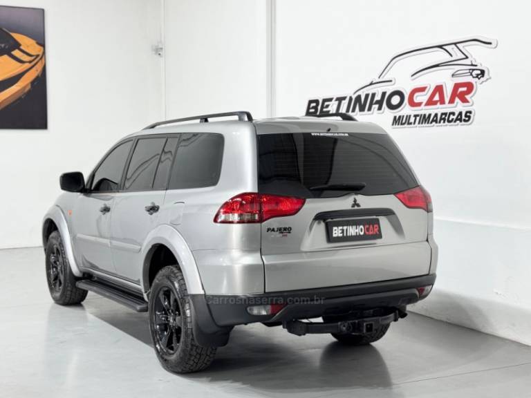 MITSUBISHI - PAJERO DAKAR - 2013/2013 - Prata - R$ 112.900,00