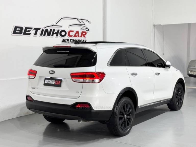 KIA MOTORS - SORENTO - 2016/2016 - Branca - R$ 124.900,00