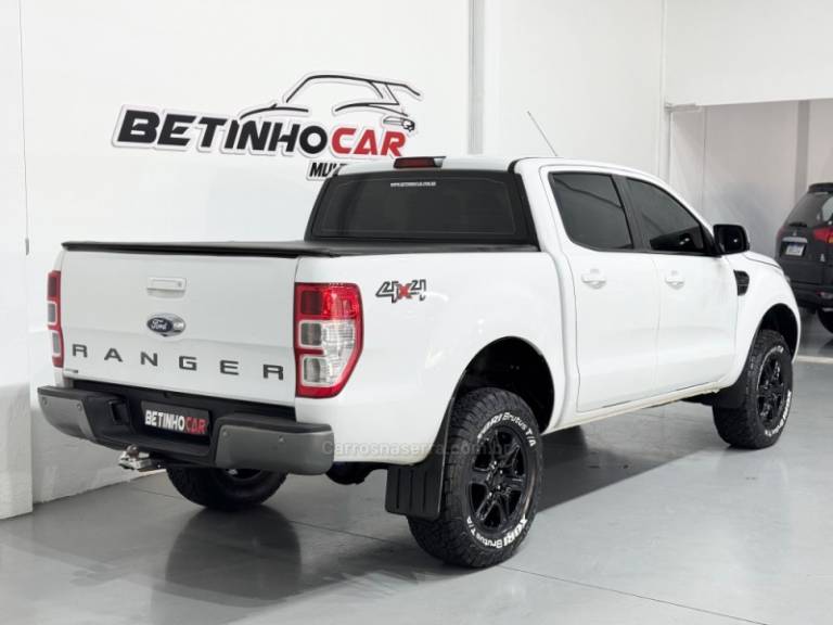 FORD - RANGER - 2019/2019 - Branca - R$ 156.900,00