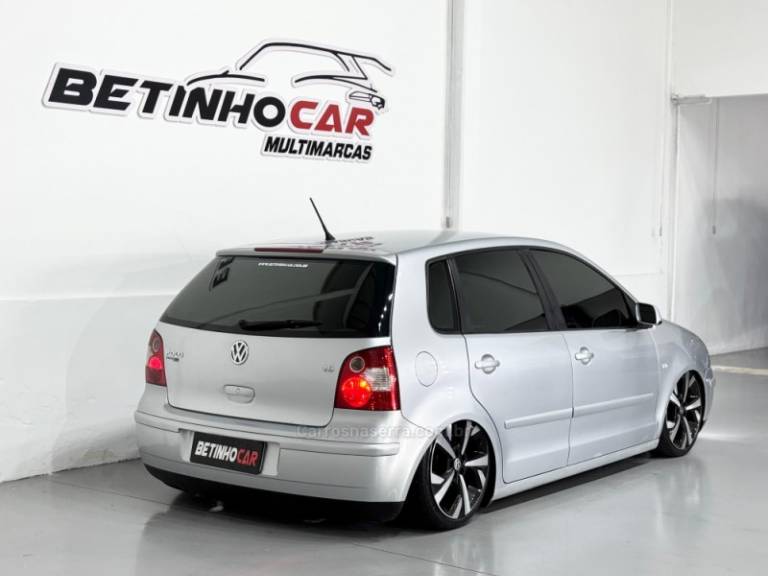 VOLKSWAGEN - POLO - 2002/2003 - Prata - R$ 34.900,00