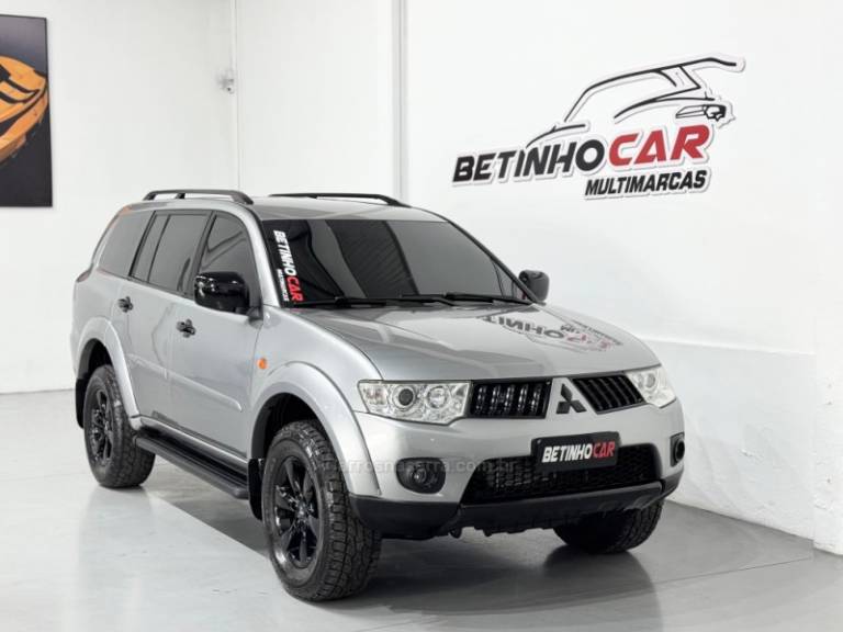 MITSUBISHI - PAJERO DAKAR - 2013/2013 - Prata - R$ 112.900,00