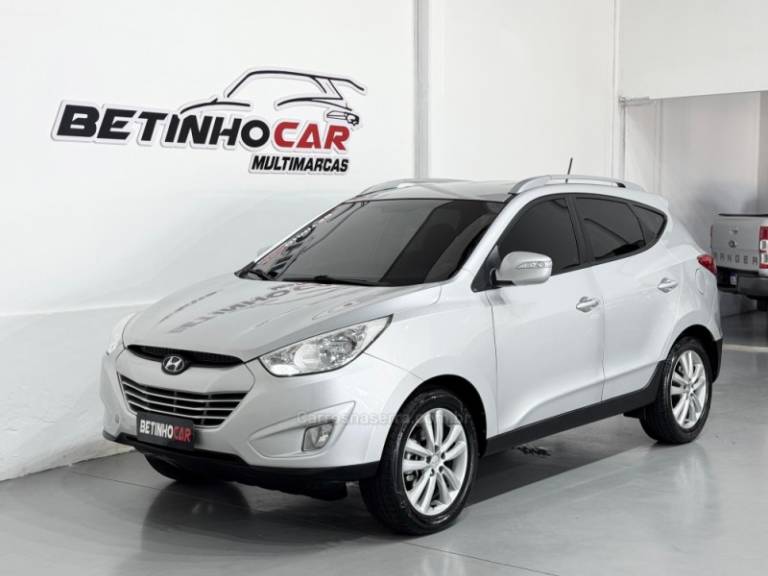 HYUNDAI - IX35 - 2013/2014 - Prata - R$ 76.900,00