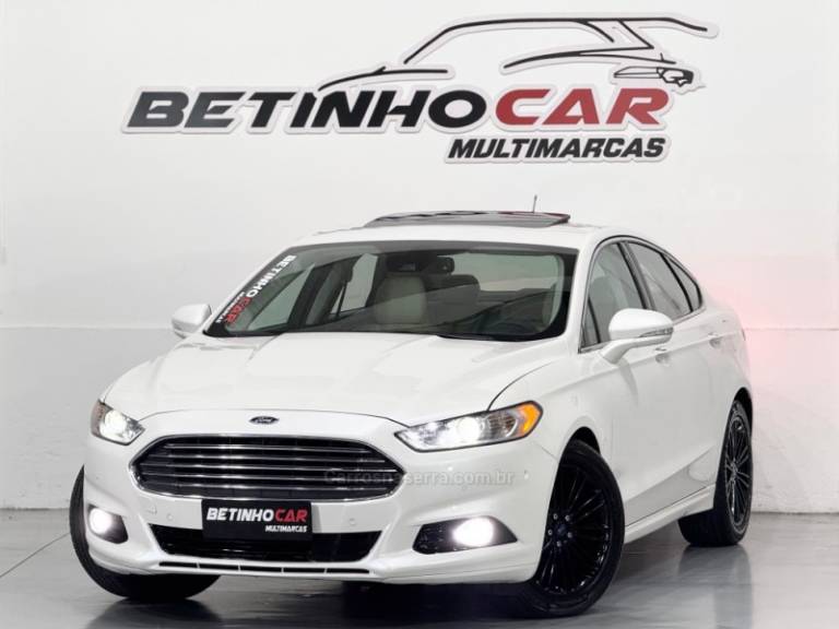 FORD - FUSION - 2015/2015 - Branca - R$ 89.900,00