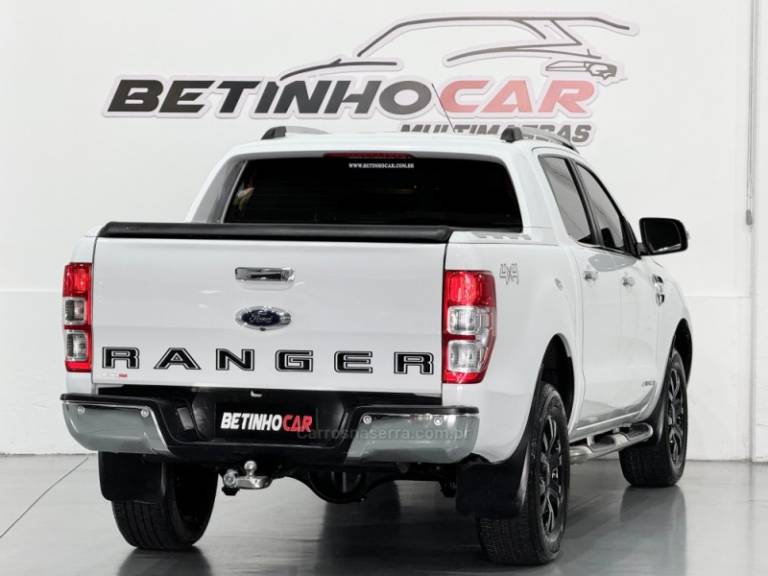 FORD - RANGER - 2018/2019 - Branca - R$ 169.900,00