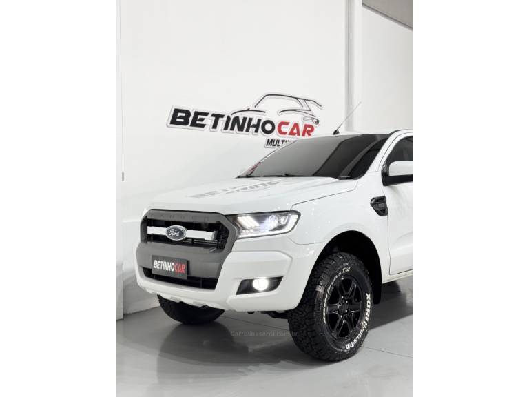 FORD - RANGER - 2019/2019 - Branca - R$ 156.900,00