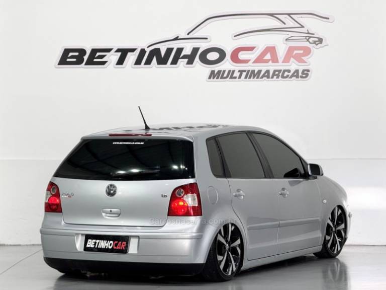 VOLKSWAGEN - POLO - 2002/2003 - Prata - R$ 34.900,00