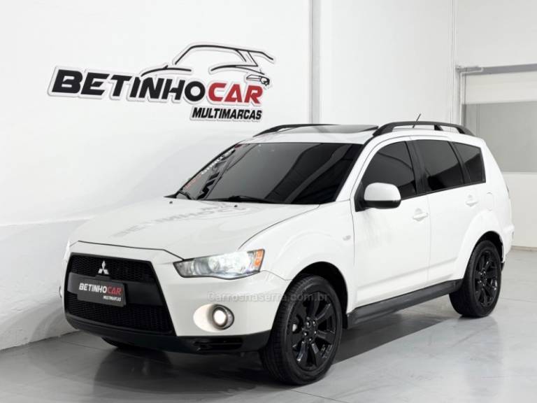 MITSUBISHI - OUTLANDER - 2010/2011 - Branca - R$ 68.900,00