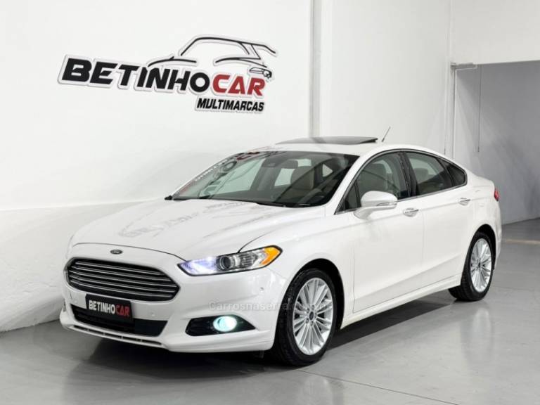 FORD - FUSION - 2012/2013 - Branca - R$ 84.900,00