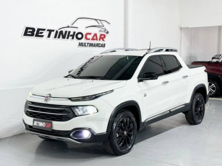 FIAT - TORO - 2018/2019 - Branca - R$ 125.900,00