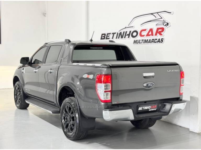 FORD - RANGER - 2020/2021 - Cinza - R$ 195.900,00