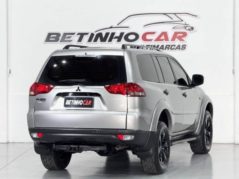 MITSUBISHI - PAJERO DAKAR - 2013/2013 - Prata - R$ 112.900,00