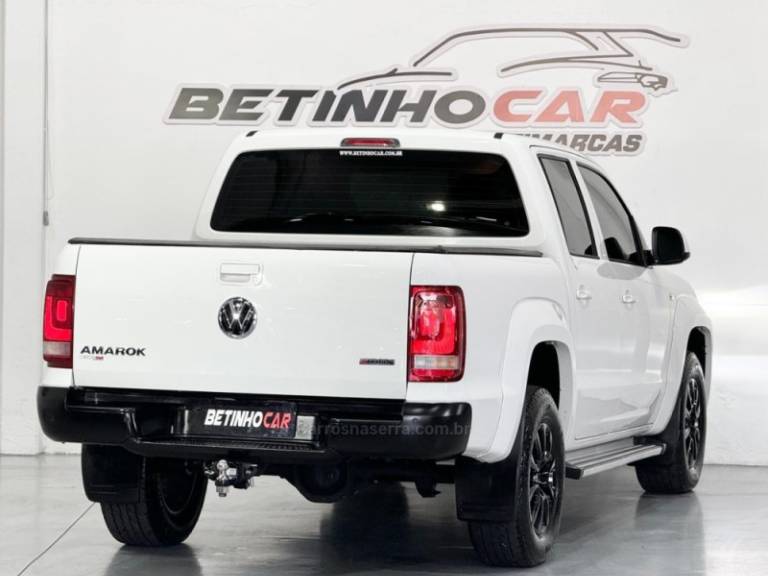 VOLKSWAGEN - AMAROK - 2018/2019 - Branca - R$ 144.900,00