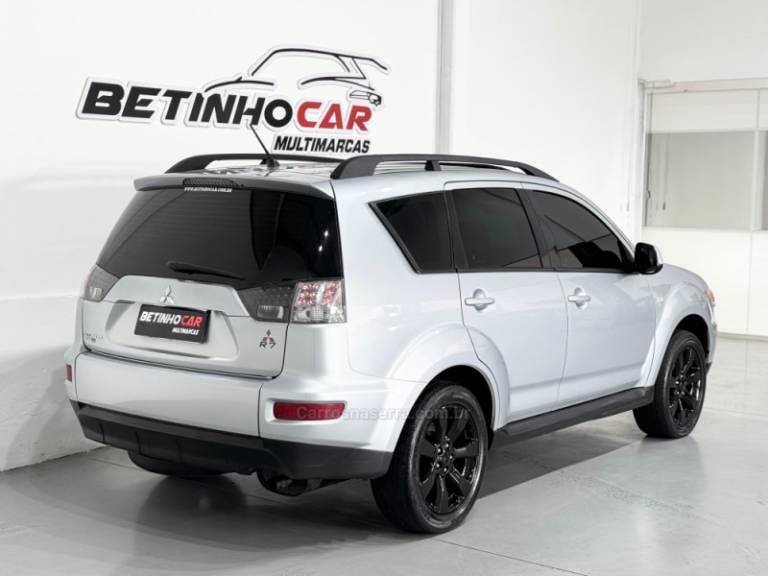 MITSUBISHI - OUTLANDER - 2013/2013 - Prata - R$ 69.900,00