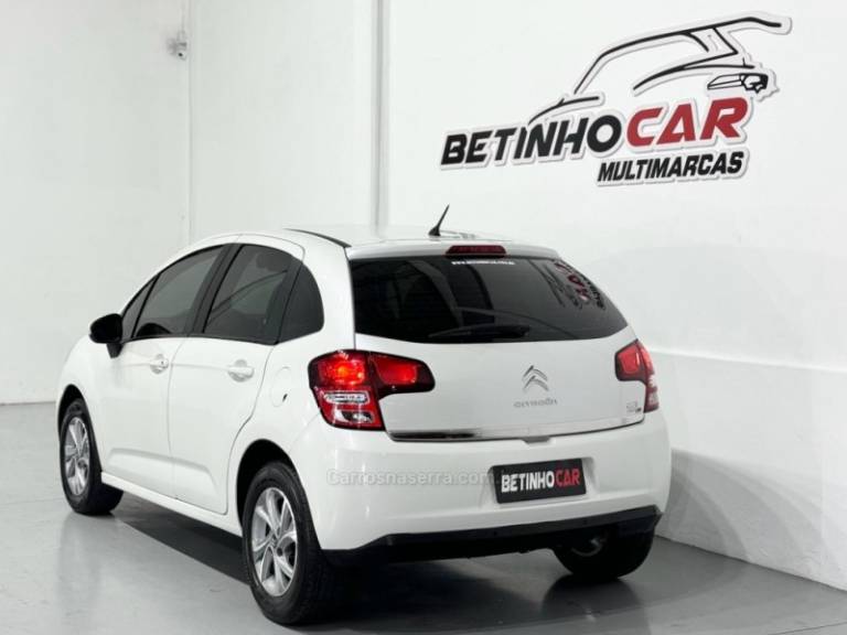 CITROËN - C3 - 2015/2016 - Branca - R$ 46.900,00