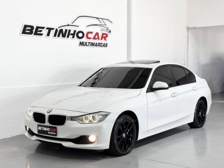 BMW - 328I - 2012/2013 - Branca - R$ 118.900,00