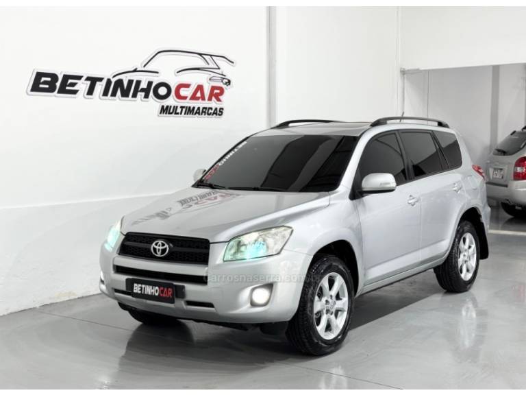 TOYOTA - RAV4 - 2010/2010 - Prata - R$ 66.900,00