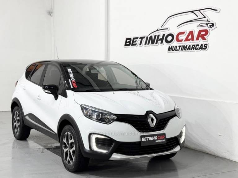 RENAULT - CAPTUR - 2018/2019 - Branca - R$ 76.900,00