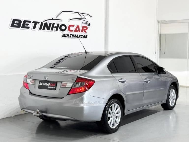 HONDA - CIVIC - 2014/2015 - Cinza - R$ 74.900,00