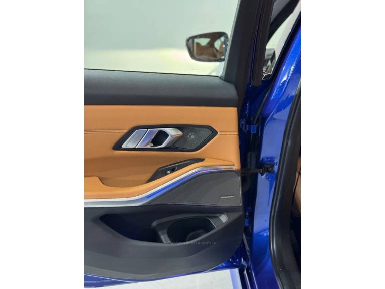 BMW - 330I - 2019/2019 - Azul - R$ 249.900,00