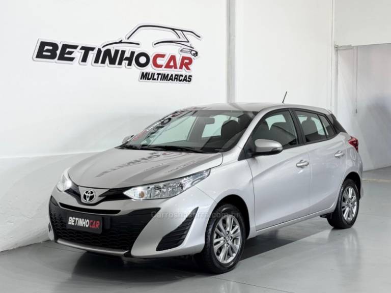 TOYOTA - YARIS - 2020/2020 - Prata - R$ 81.900,00