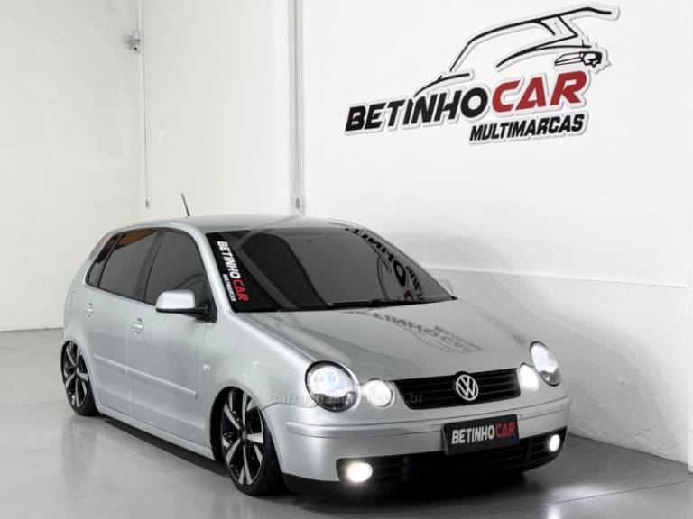 VOLKSWAGEN - POLO - 2002/2003 - Prata - R$ 34.900,00