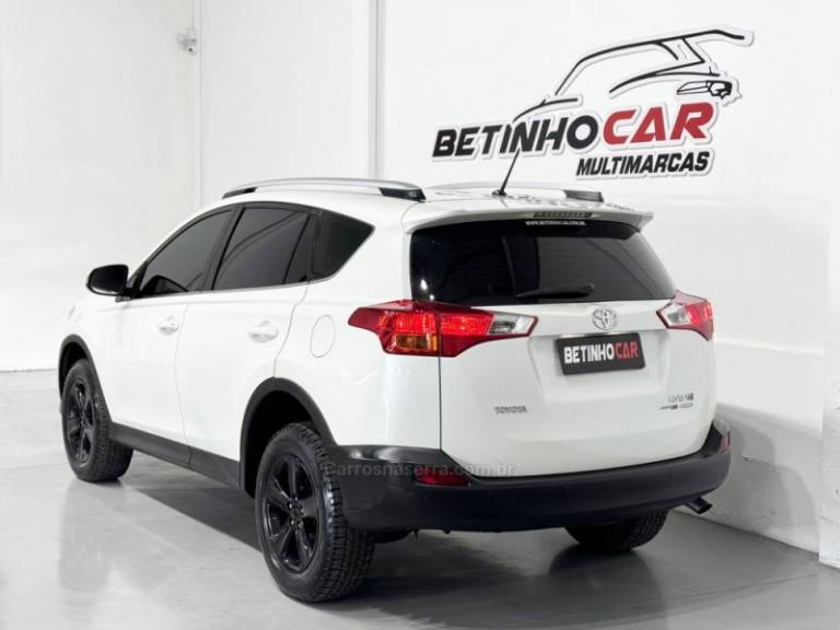 TOYOTA - RAV4 - 2014/2014 - Branca - R$ 95.900,00