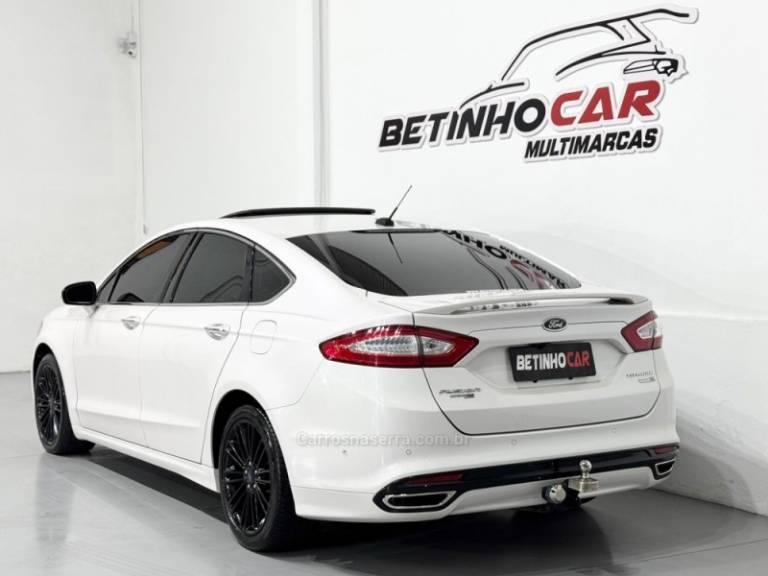 FORD - FUSION - 2012/2013 - Branca - R$ 82.900,00