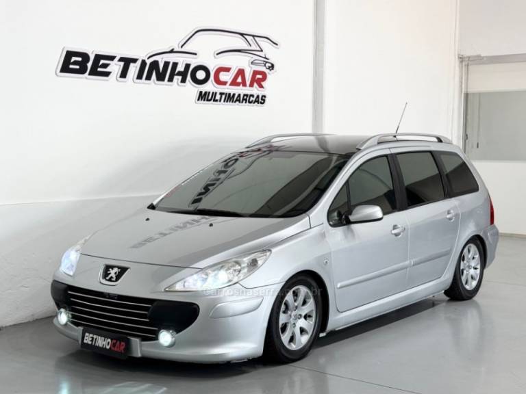 PEUGEOT - 307 - 2008/2008 - Prata - R$ 32.900,00