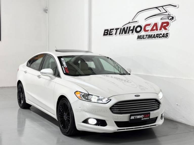 FORD - FUSION - 2015/2015 - Branca - R$ 89.900,00