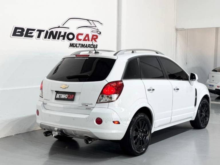 CHEVROLET - CAPTIVA - 2009/2010 - Branca - R$ 49.900,00